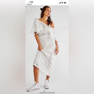 Free people ivory \ white dress size Med. 3 piece Lacey